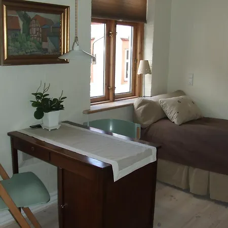 Gasthuis Nattely I By *