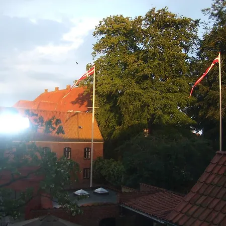 Nattely I By Gasthuis Viborg